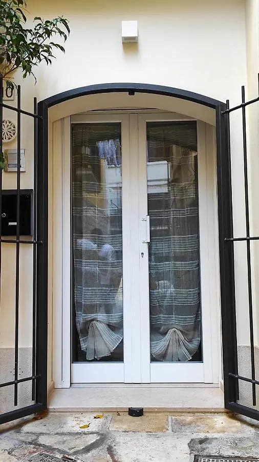 L Antico Forno Bari Centro Storico Bed & Breakfast 0*,  Italy